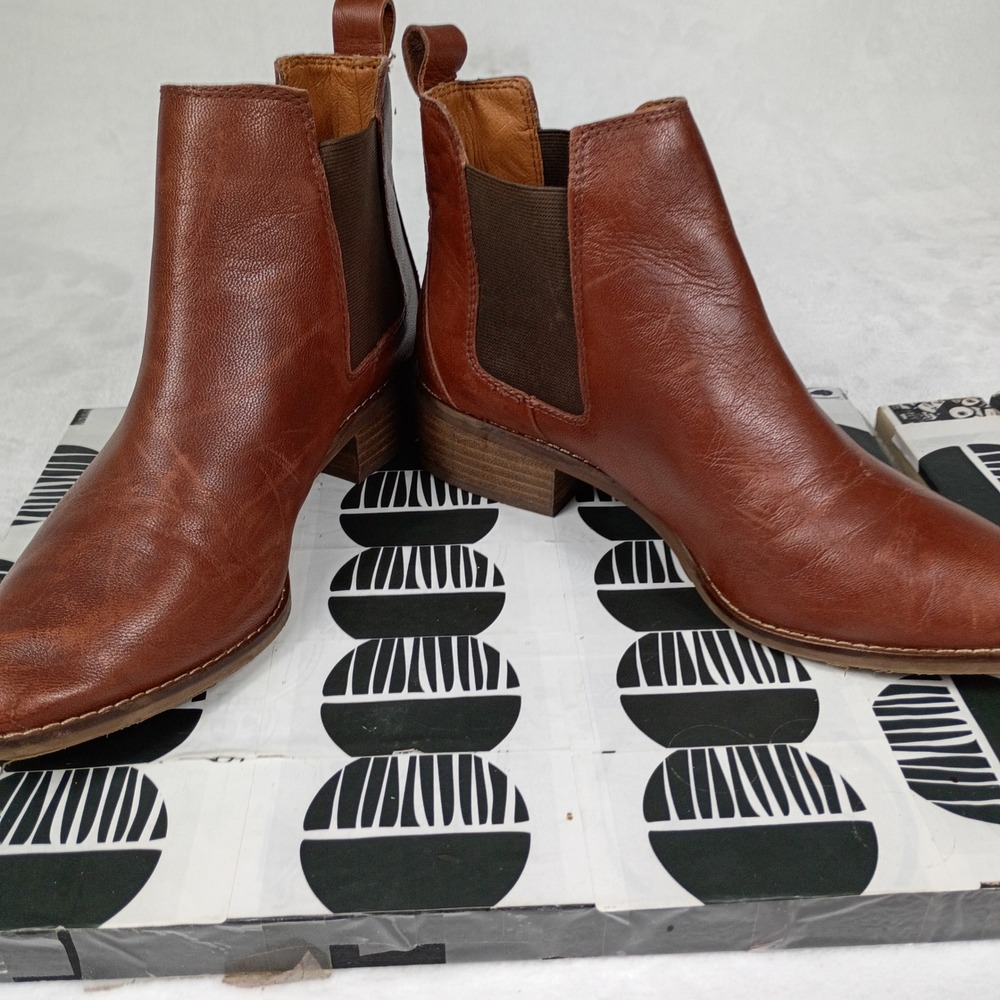 Lucky Brand Basel Brown Leather Chelsea Ankle Boots Women Point Toe Stacked Heel - Picture 6 of 9